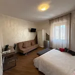 Acqua Azzurra Bed & Breakfast 3*