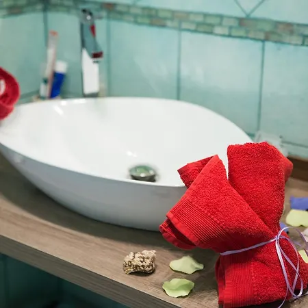 Acqua Azzurra Bed & Breakfast *